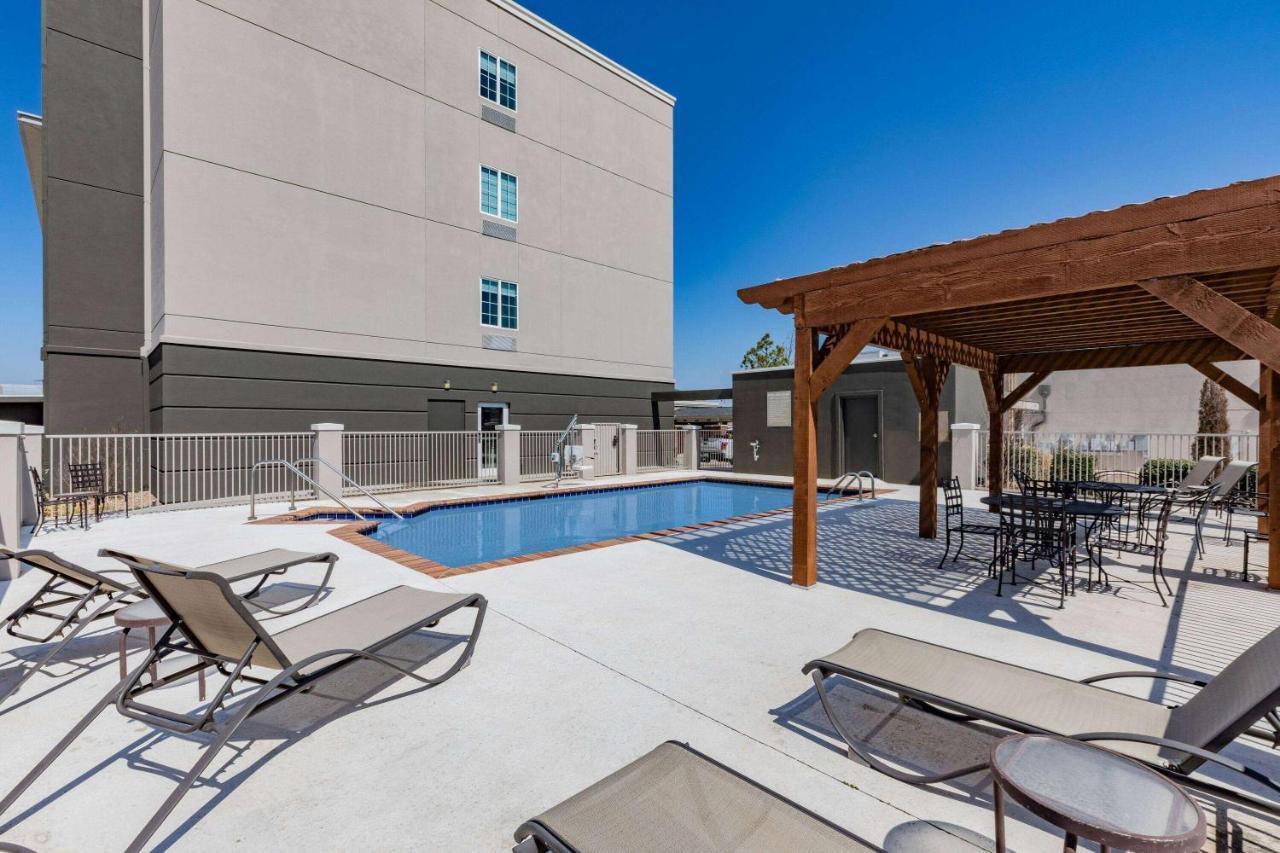 La Quinta Inn & Suites By Wyndham Ardmore Exterior foto