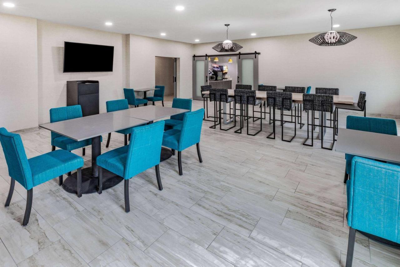 La Quinta Inn & Suites By Wyndham Ardmore Exterior foto